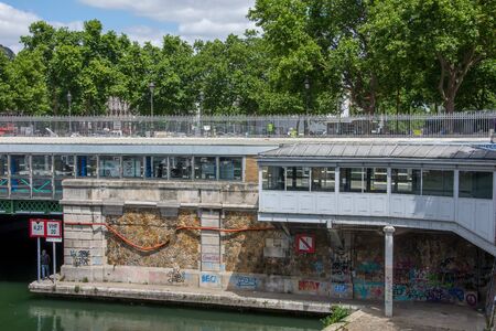 discovery of Paris and the banks of the Seine in summer, Franceの写真素材