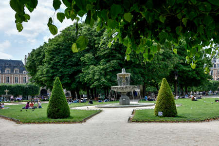 visit of the capital of France and its banks of the Seineのeditorial素材