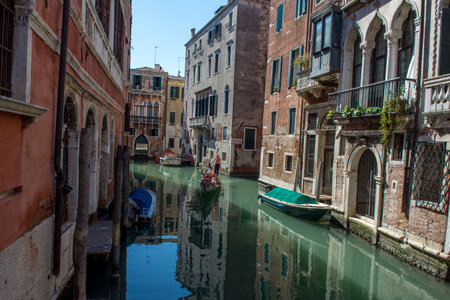 discovery of the city of Venice and its small canals and romantic alleys, Italyのeditorial素材