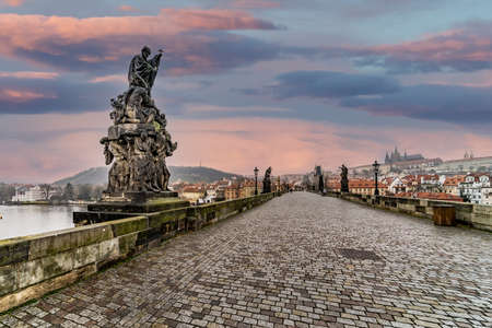 Statue on the famous Charles bridge in Prague, Czech republicのeditorial素材