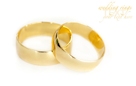 Wedding rings on white backgroundの写真素材