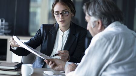 Business people discussion advisor conceptの写真素材
