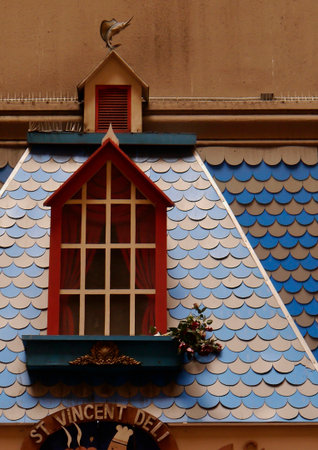An old, little-known alleyway in downtown Los Angeles is home to long-established, old-school family businesses. They feed and clothe the men and women who keep Los Angeles running. CA 2014のeditorial素材