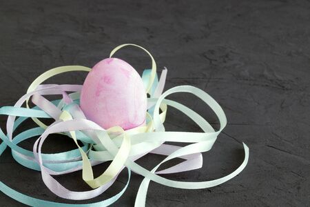 Easter colored eggs on the grey background.
の写真素材