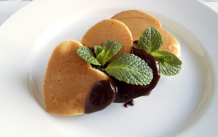pancakes on Valentine's day. on a white plate
の写真素材