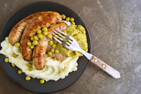 Bangers And Mash. Traditional British Dishes.
の写真素材