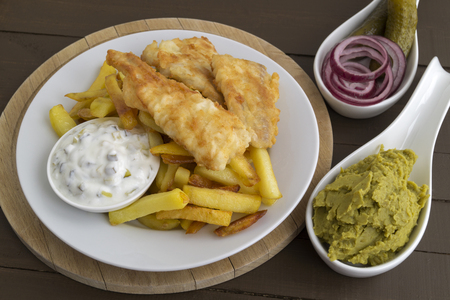 The fish and chips. A traditional English dish.
の写真素材