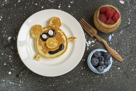 bear made from pancakes for children for Breakfastの写真素材