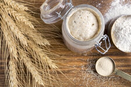 Active rye sourdough in a glass jar for homemade bread.
の写真素材