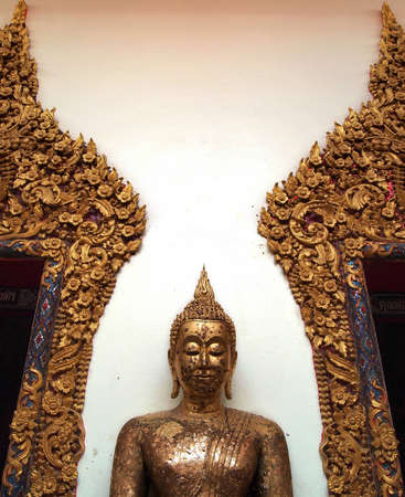 golden buddha and thai art in thai tampleの写真素材