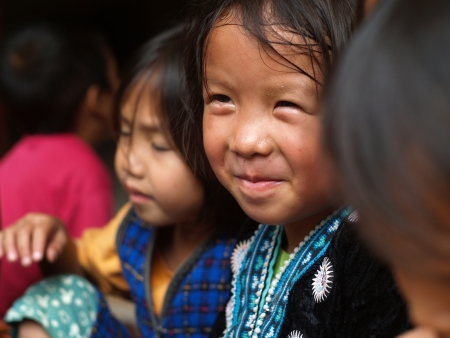 CHIANG MAI, THAILAND - NOV  21  Poor children in countryside on November 21, 2008 in Chiang Mai, Thailand のeditorial素材