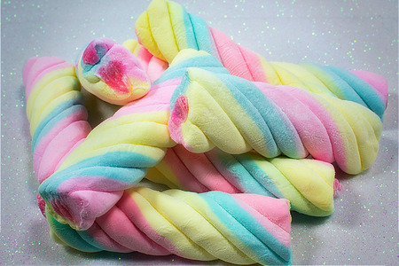 Pile of Colorful marshmallow with Sweet Fillingsの写真素材