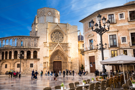 VALENCIA, SPAIN - november 15, 2017: Square of Saint Marys in Valencia in a summer dayのeditorial素材