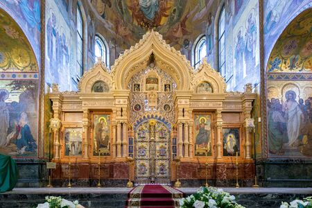 The iconostasis of the Temple of the Savior on the Spilled Blood. Saint - Petersburg, Russia. August 2017.のeditorial素材