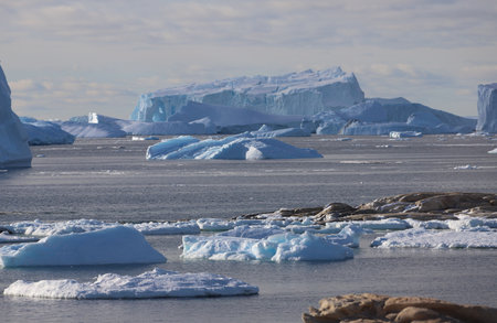 Blue ana white icebergs in the Antarctica