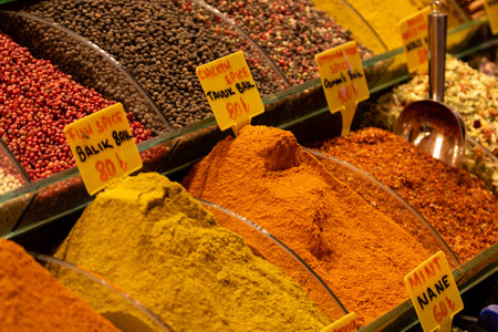 Spicies on the stand in Spice Bazaar - Istanbulのeditorial素材