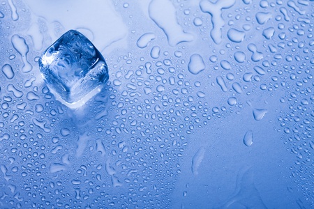 Ice cubes & aqua