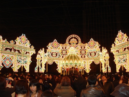 Kobe Luminarie is a light festival held annually in Kobe, japan to memorialize the victims of the Great Hansin Earthquake of 1995. December 12, 2006.のeditorial素材