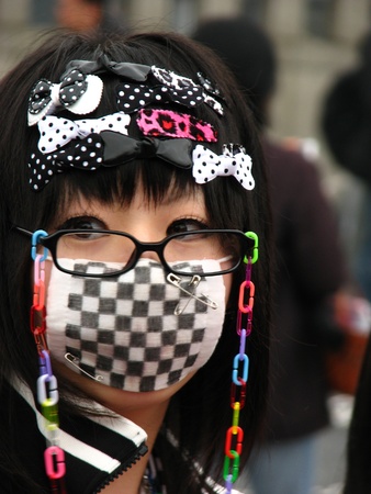 Every sunday each week, teens and young adults meet in Harajuku to show off a variety of clothing styles in Tokyo, Japan.  March 25, 2007.のeditorial素材