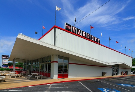 ATHENS, GEORGIA - MAY 4, 2011: The Varsity is an iconic fast food restaurant in the metro-Atlanta area.のeditorial素材