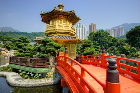 Golden Pavilion of Chi Lin Nunnery in Hong Kong, S.A.R.のeditorial素材