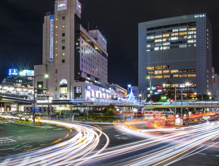 KOBE - NOVEMBER 30: Traffic on Flower Road at Night November 30, 2012 in Kobe, JP. The road connects the foothills and the sea and passes through Sannomiya, the heart of the city.のeditorial素材