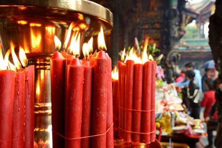 Candles at Longshan Temple in Taipei, Taiwan.の写真素材