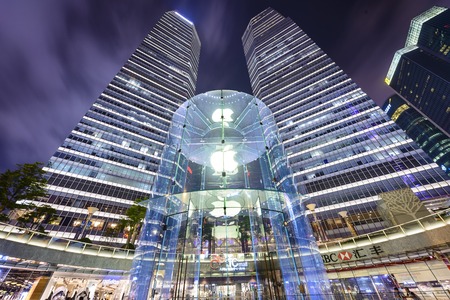 SHANGHAI, CHINA - JUNE 19, 2014: The Apple store at the IFC Mall in Lujiazui Financial District.