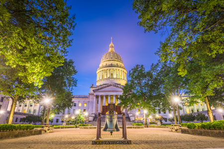 West Virginia State Capitol in Charleston, West Virginia, USA.のeditorial素材