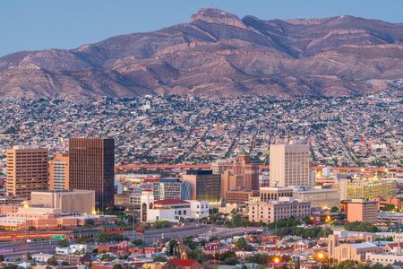 El Paso, Texas, USA  downtown city skyline at dusk with Juarez, Mexico in the distance.の写真素材