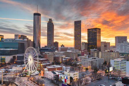 Atlanta, Georgia, USA downtown skyline at dusk.のeditorial素材