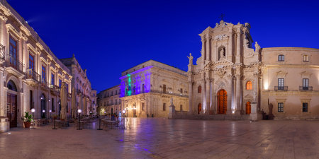 Cathedral of Syracuse in Syracuse, Sicily at twilight.の写真素材
