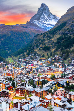 Zermatt, Switzerland autumn sunset with the Matterhorn.の写真素材