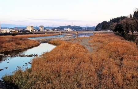 Kuma River flows through the historic town of Hitoyoshi in Japanの写真素材