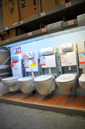 Home improvement store, bathroom sectionのeditorial素材