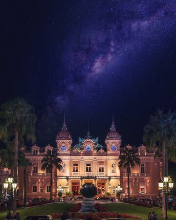 The grand Casino Monte - Carlo at night. Monacoのeditorial素材