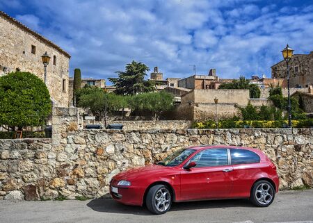 Spain, Catalonia , Girona, Pals .The first mention Pals refer to the 9th century. Very beautiful medieval town . Stone streets, buildings, cozy little town Square, an observation deck .のeditorial素材
