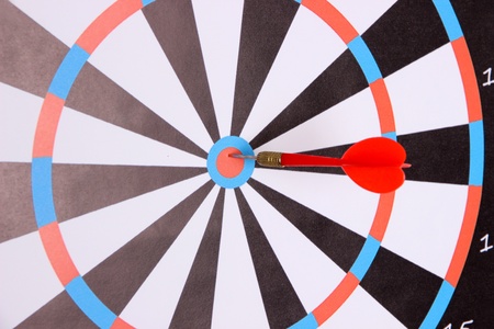 Target with dart close-upの写真素材