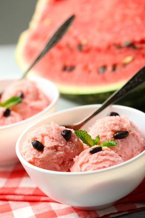 Watermelon ice cream in bowl, close-upの写真素材