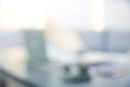 Defocused table