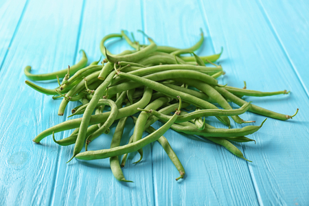 Fresh green beans on tableの写真素材