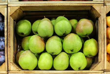 Fresh pears at marketの写真素材