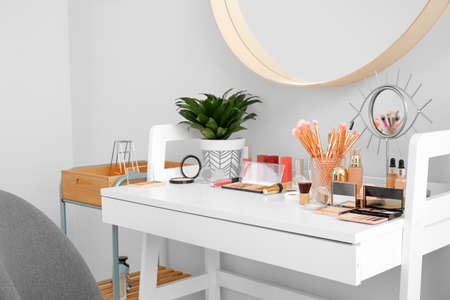 Workplace of makeup artist in interior of modern beauty salonの写真素材