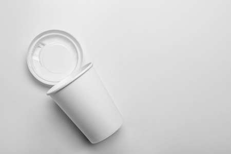 Takeaway coffee cup on white backgroundの写真素材