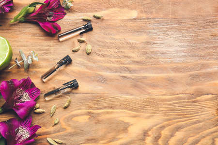 Perfume samples on wooden backgroundの写真素材