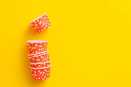 Muffin baking cups on color backgroundの写真素材