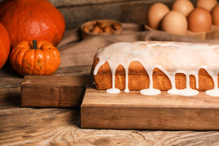 Tasty pumpkin pie on tableの写真素材