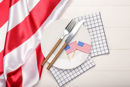 Tableware With American Flags On White Wooden Background Independence Day Celebrationの写真素材 イメージマート
