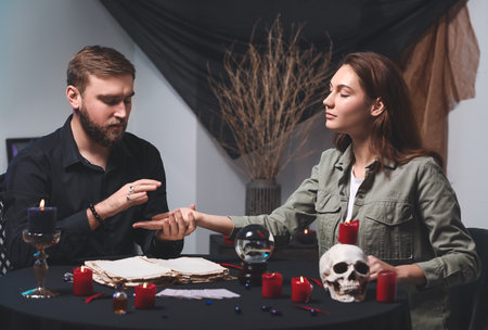 Clairvoyant telling client her futureの写真素材