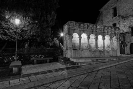 Isernia, Molise. The "Fraternal Fountain" is an elegant public fountain, as well as a symbol, of the city of Isernia.の写真素材